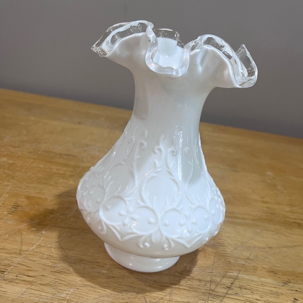 Vtg Fenton Spanish Lace Milk Glass Vase Silver Crest Ruffled Rim Mid Century 8"